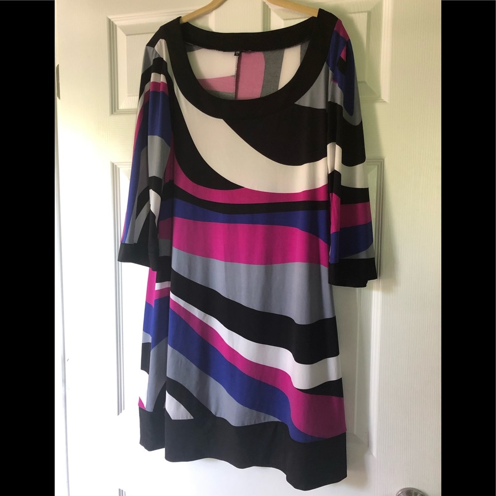 Geometric print dress